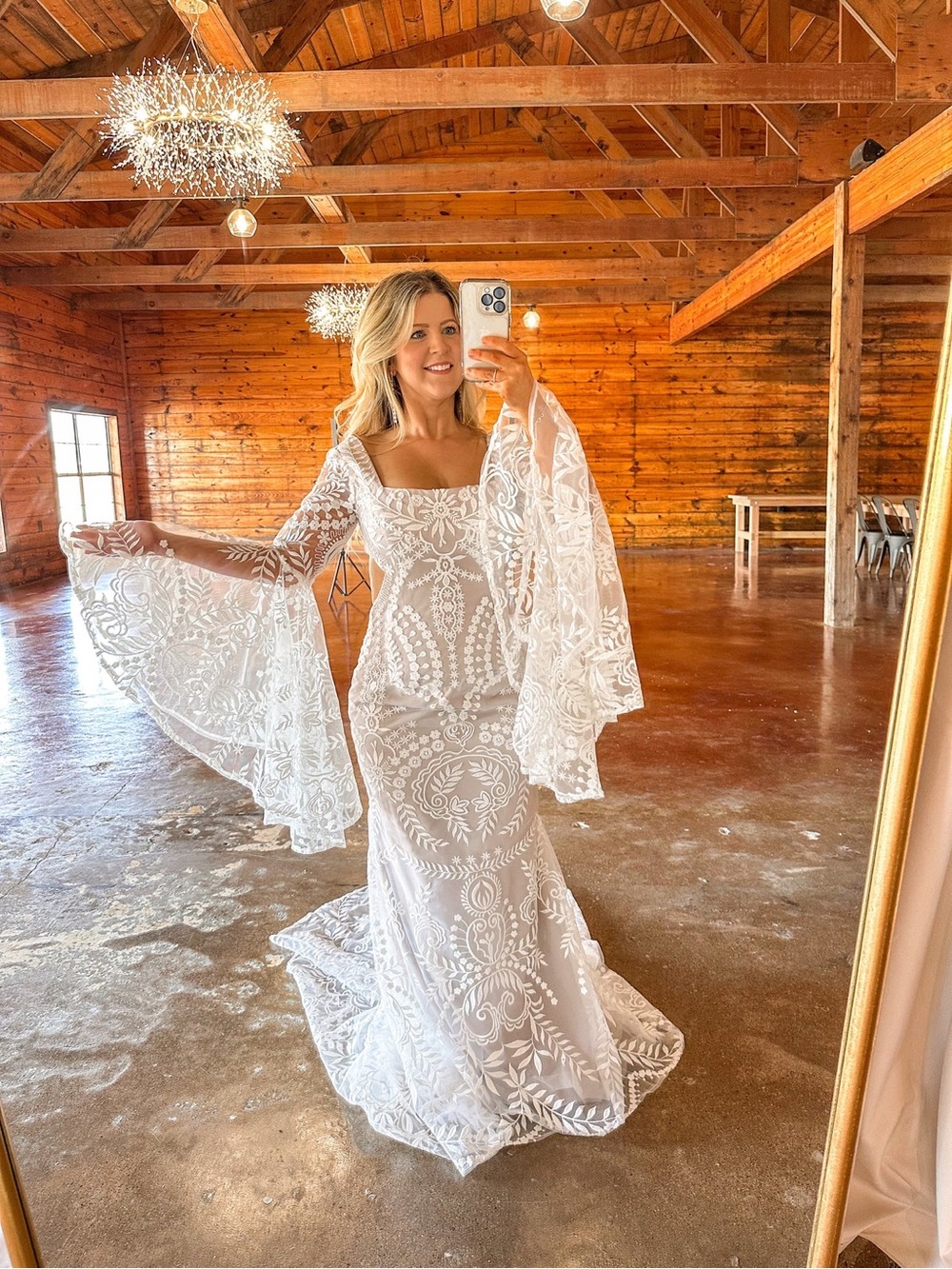 Birdie Bridal - Scottie Dress - Mocha Lining - Size 8